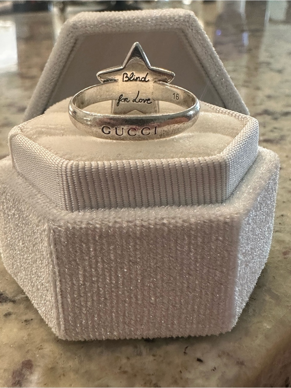 Gucci Sterling Silver Blind For Love Star Cat Ring - Picture 4 of 9